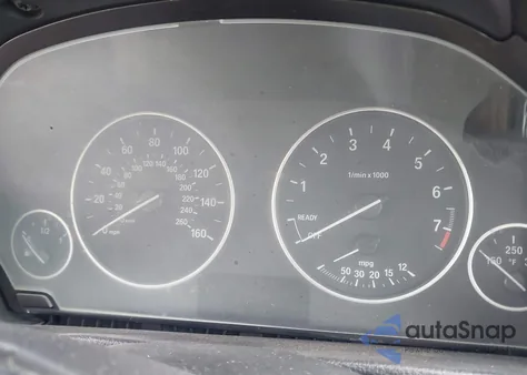 2013 BMW 328I xDrive z USA, uszkodzony, nr VIN WBA3B5C55DF593169